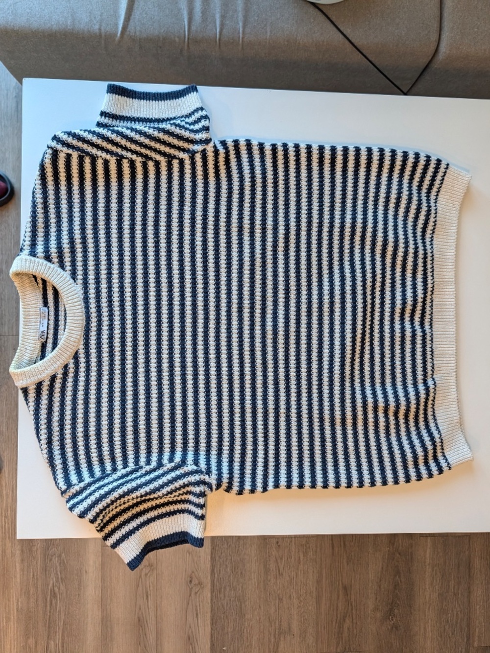 Zara Knitted T-Shirt - Picture 3 of 5